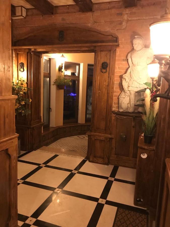 그단스크 Dworek Oliwski B&B 외부 사진