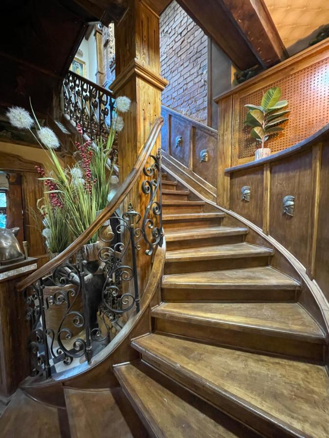 그단스크 Dworek Oliwski B&B 외부 사진