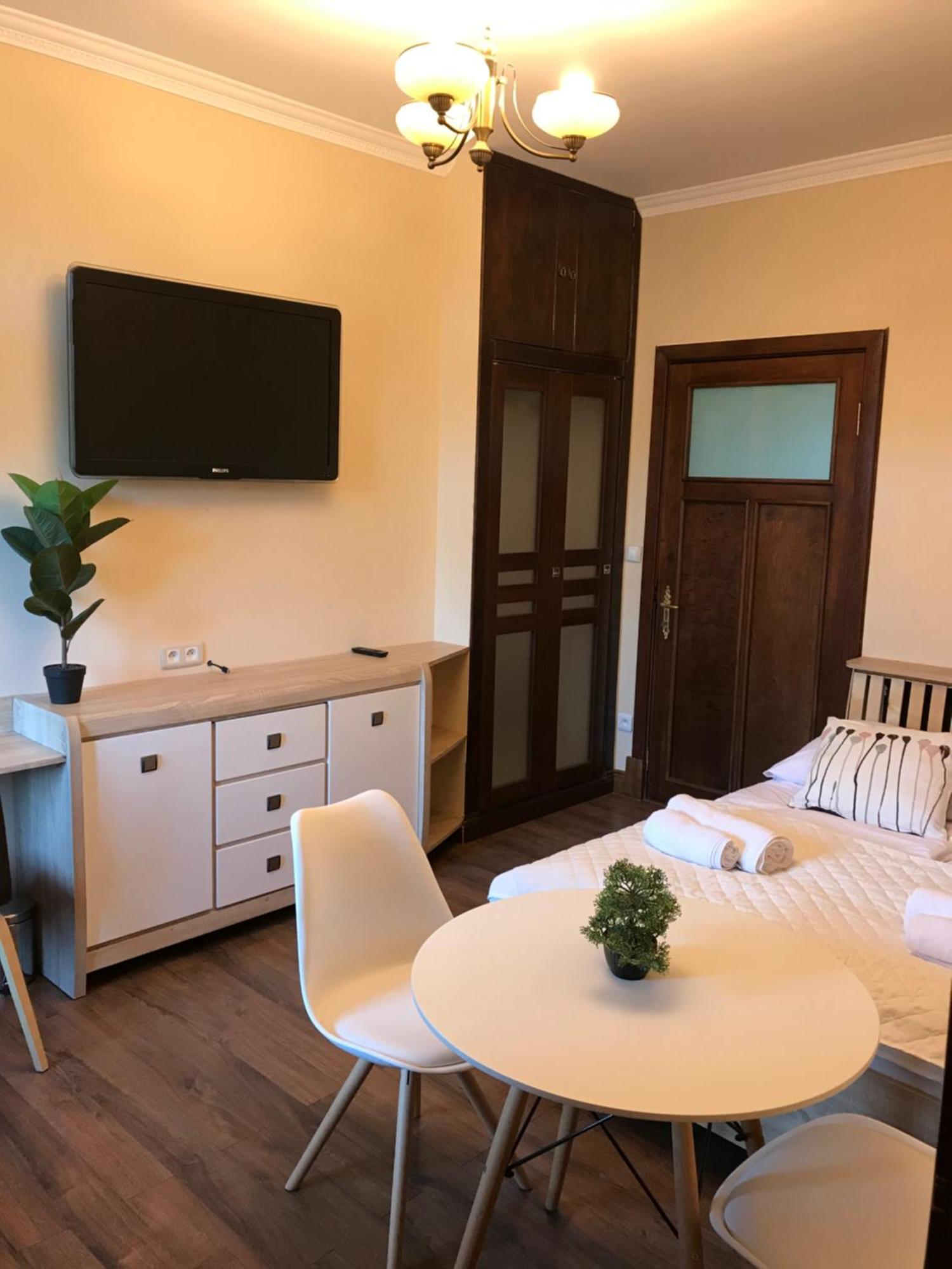 그단스크 Dworek Oliwski B&B 외부 사진