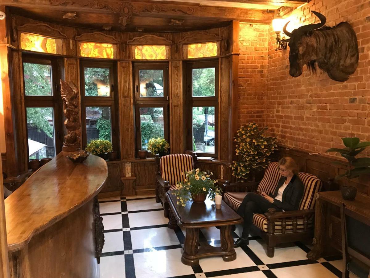 그단스크 Dworek Oliwski B&B 외부 사진
