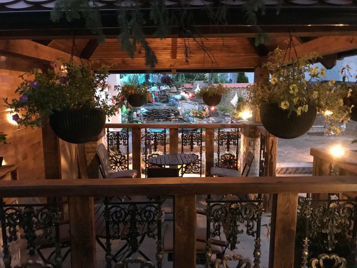 그단스크 Dworek Oliwski B&B 외부 사진